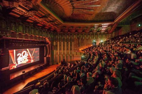 Los Angeles Theatres: Wiltern Theatre: auditorium