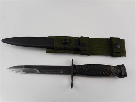 US M16 BAYONET WITH SCABBARD