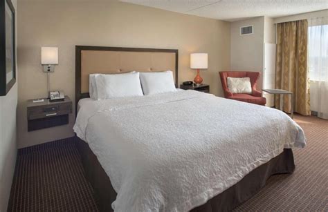 Hampton Inn New York - JFK Hotel (New York (NY)) - Deals, Photos & Reviews