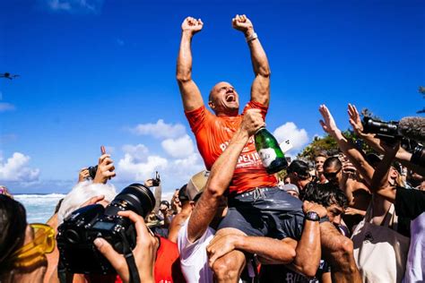 Kelly Slater Makes History At 2022 Billabong Pro Pipeline - Surfers Hype