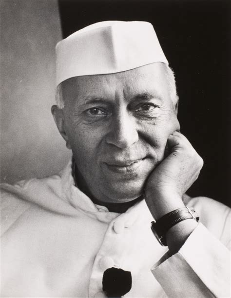 Jawaharlal Nehru |Biography, First Prime Minister of India.|