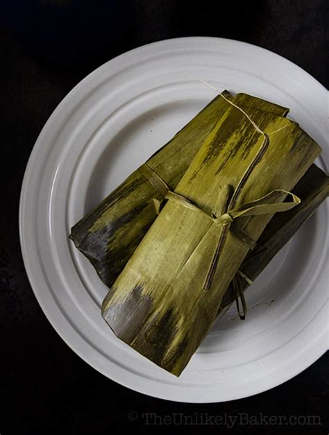 Suman Malagkit (Filipino Sticky Rice Cake Recipe) - The Unlikely Baker