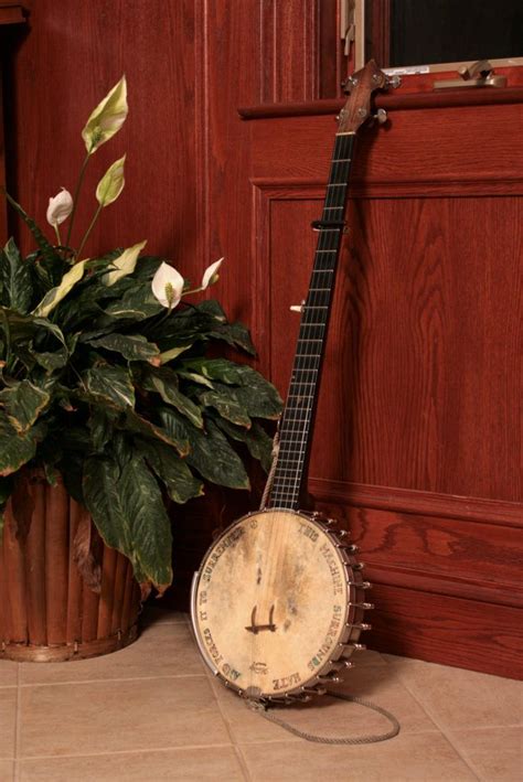 Pete Seeger's homemade banjo | Pete seeger, Banjo, Electric guitar