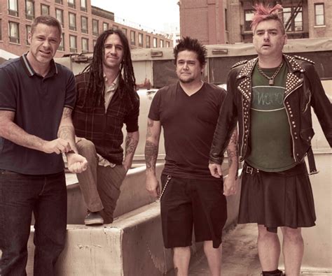 UPDATE: NOFX band member says group banned from U.S. due to 1 Oct. joke ...