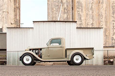 1935 Dodge Pickup from Shop to Show Truck