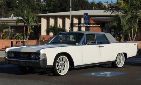 1965 Lincoln Continental W / Suicide Doors