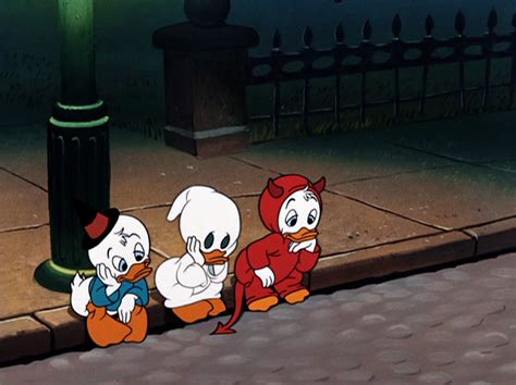 sad, donald duck cousins and halloween - image #6008971 on Favim.com