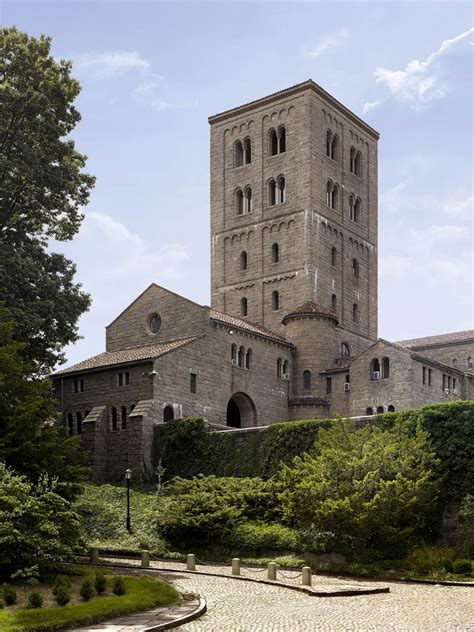 The medieval cloisters moved stone-by-stone to Manhattan, thanks to the ...