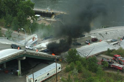 Photos: Looking back at the I-35W bridge collapse | MPR News