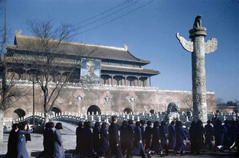 Mandarahus Tikid Tadau: Photos at the Tiananmen Gate, Beijing