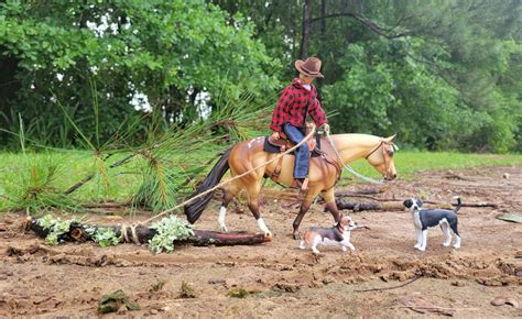 April 2023 Breyer Photo Show Results — BreyerHorses.com