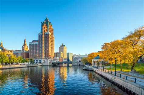 10 Best Things to Do in Milwaukee - Find Fun in Milwaukee on Lake Michigan - Go Guides