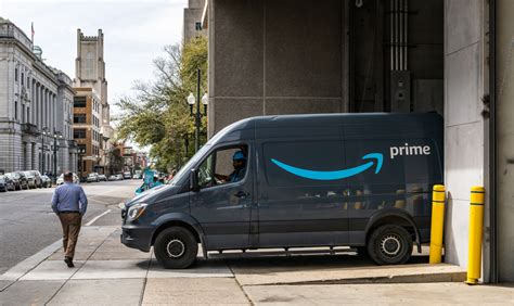 Amazon delivery driver salary: How much do they really make? - TheStreet