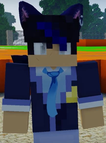 Female Ein (From Aphmau Phoenix Drop High) Minecraft Skin