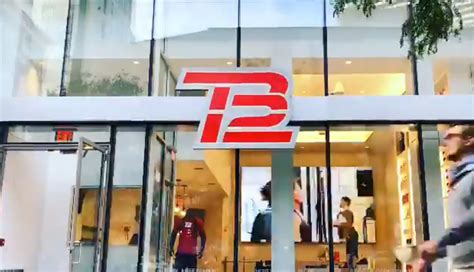 Tom Brady Opens First TB12 Center in | Up To Boston [News from UTB]