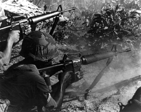 How And Why The M16 Failed In Vietnam (And Is It Reliable Today?) - Pew ...