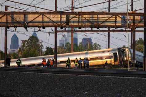 Horrific Photos Show Scene Of Deadly Amtrak Crash | HuffPost