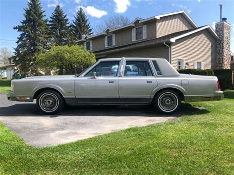 1986 LINCOLN TOWN CAR CARTIER EDITION - LOW MILES - 1 FAMILY OWNED for sale - Lincoln Town Car ...