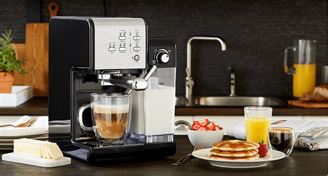 46 Best Espresso Machines That Steams Milk [Update 2021] | MilkFrotherTop