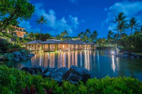 15 Best Kauai Restaurants in 2024 | Island Life Hawaii