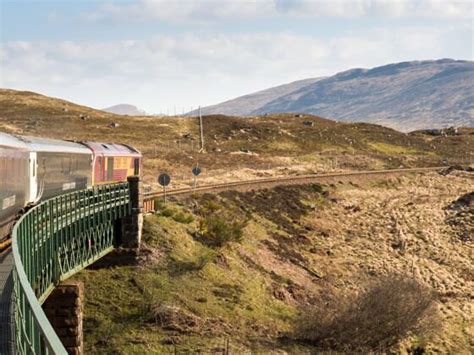 Caledonian Sleeper: Why Take This Train From London to Scotland