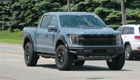 Azure Gray Metallic Tri-Coat Raptor R? | Ford Raptor Forum