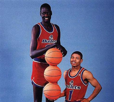 ULTRAPIVE: Manute Bol & Muggsy Bogues