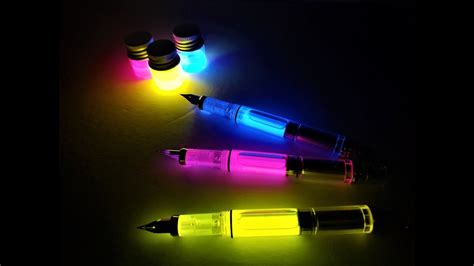 Unleash your creativity. Glow-in-the-dark and Fountain pen - YouTube