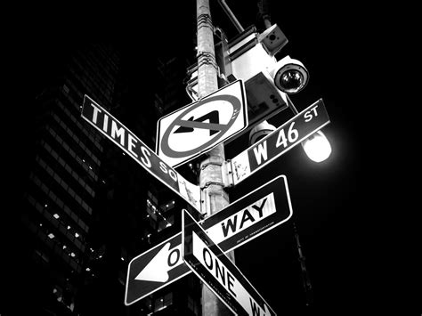 times_square_sign | SHAKA MAVERICK