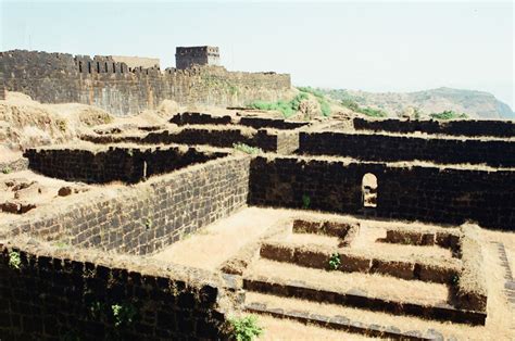 Raigarh Fort Photo Gallery, Photos of Raigarh Fort, Maharashtra, Photos ...