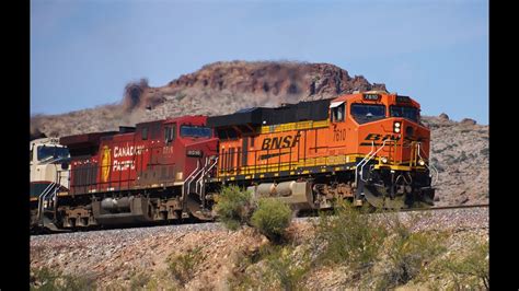 BNSF Freight Trains in Arizona - YouTube