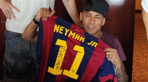 Win a Signed Neymar Jersey from ICONS | Gilt Edge Soccer Marketing