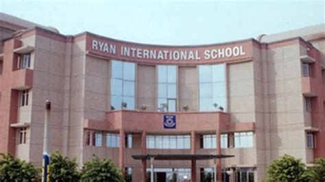 Death of child in Ryan school: Delhi HC seeks presence of senior cop ...