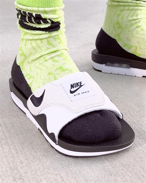 Nike Air Max 1 Men's Slides. Nike SG