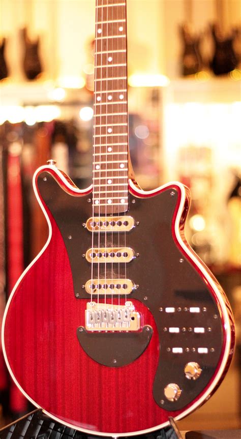 Brian May Red Special (SOLD) – Checkpoint Guitars