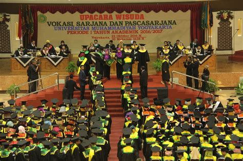 UNIVERSITAS MUHAMMADIYAH YOGYAKARTA WISUDA 1.316 MAHASISWA ~ HALO MUHAMMADIYAH