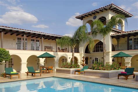 La Posada Hotel & Suites Laredo, TX - See Discounts