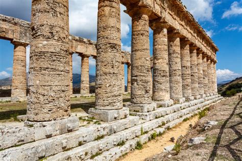 "Doric Temple" Images – Browse 3,930 Stock Photos, Vectors, and Video | Adobe Stock