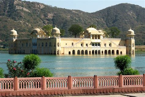 Amazing Water Palace 'Jal Mahal Jaipur' in India (PHOTOS) | BOOMSbeat