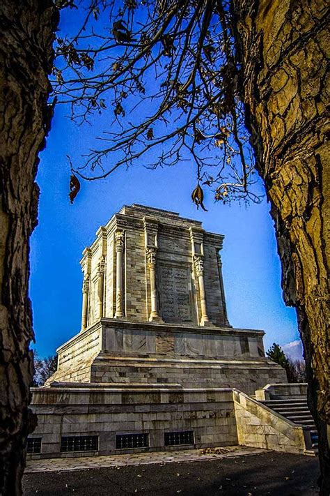 Tomb of Ferdowsi - AtlasIslamica