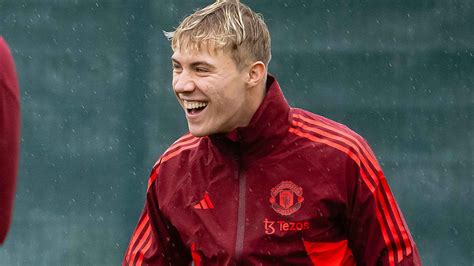 Video of Rasmus Hojlund goal in Denmark training goes viral | Manchester United