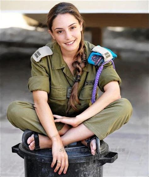 Asian Defence News: Israeli All-Female Soldier Tank Detachment