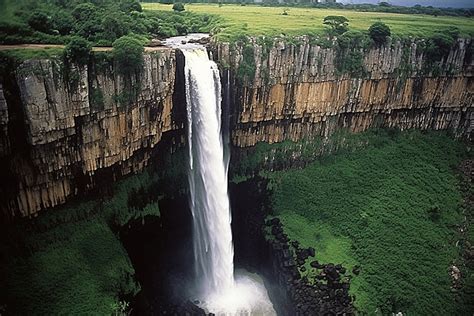 Waterfalls Of Africa Cypress Falls Background, Tree, Stream, Rock ...