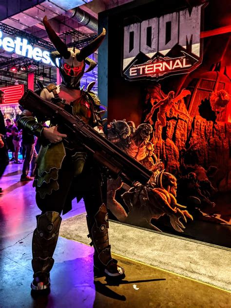 Amazing DOOM Eternal Marauder cosplay spotted at Quakecon : r/Doom