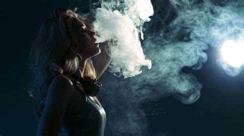 Vape Girl Wallpapers - Top Free Vape Girl Backgrounds - WallpaperAccess