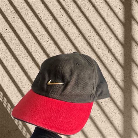 Nike Men's Black and Red Hat | Depop