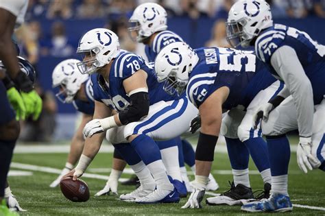 Colts center Ryan Kelly announces loss of baby daughter - al.com