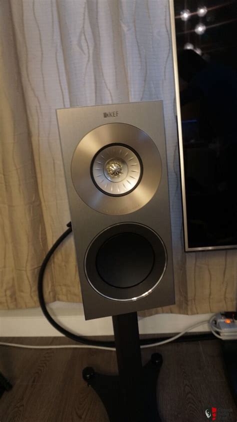 KEF Reference 1 Bookshelf Speakers with KEF Stands Photo #1497295 ...