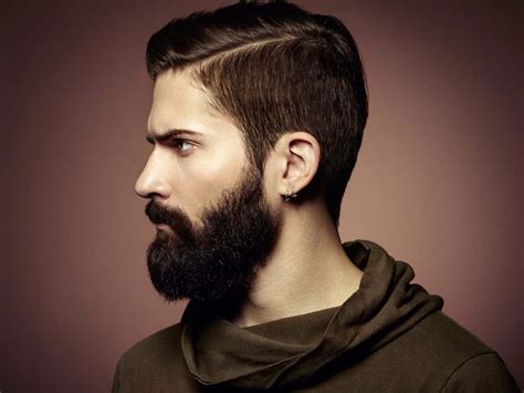 How to Trim A Beard Effectively (And Not Mess It Up!)