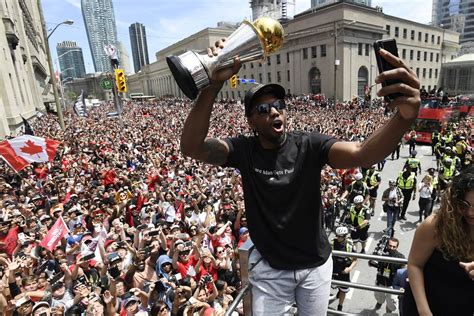 4 shot, 3 arrested during NBA champion Raptors parade in Toronto ...